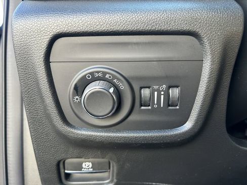 New 2026 Jeep Grand Cherokee Altitude AWD/4WD image 25