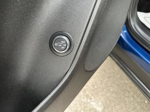 Used 2022 Chevrolet Blazer LT image 22