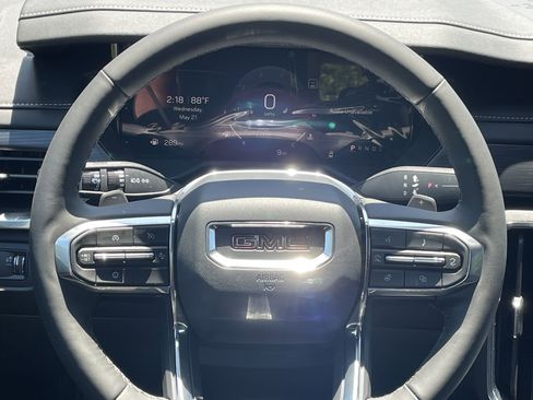 New 2025 GMC Acadia Elevation image 22