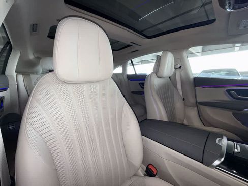 Used 2023 Mercedes-Benz EQS 450+ Sedan image 27