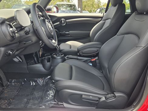 Used 2024 MINI Cooper S FWD image 10