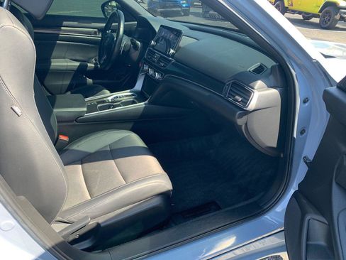 Used 2022 Honda Accord Sport image 10