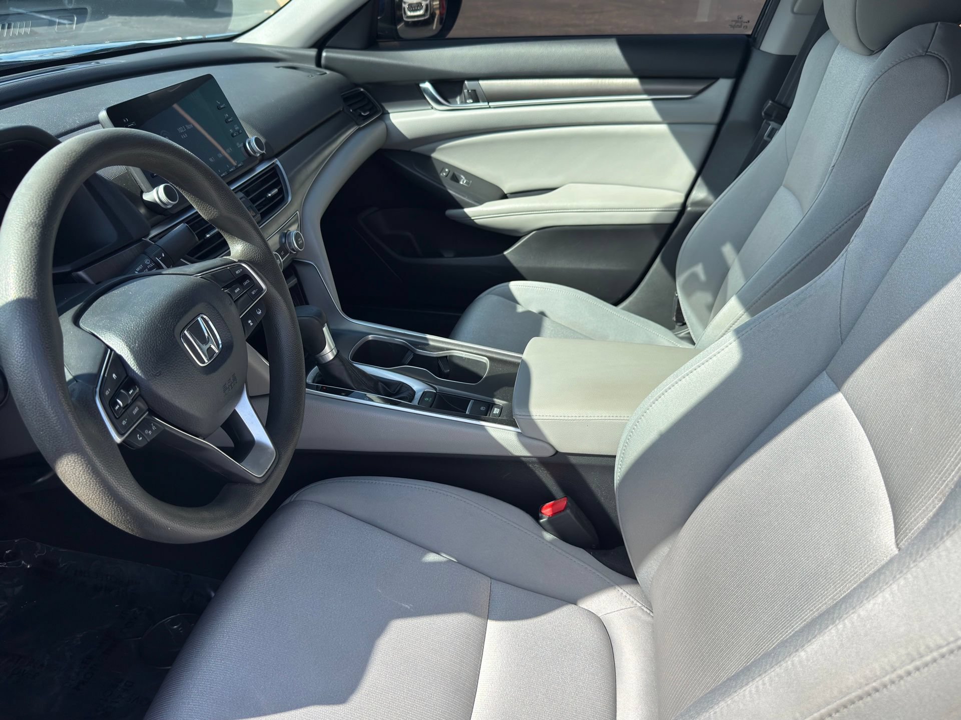 Used 2020 Honda Accord LX image 9