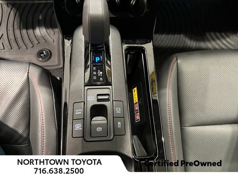 Used 2024 Toyota Prius Prime Premium image 19