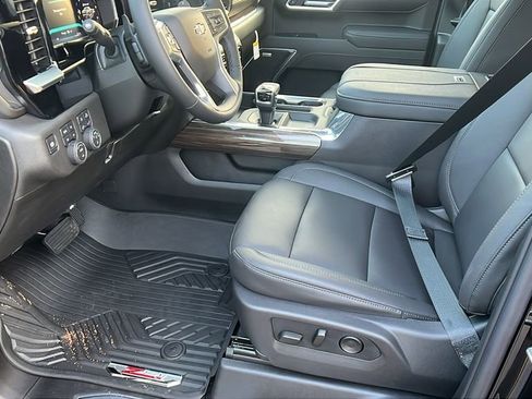 New 2026 Chevrolet Silverado 1500 RST w/ RST All Star Premium Package image 13