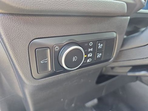 Certified 2024 Ford Escape Platinum w/ Premium Technology Package AWD/4WD image 16