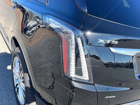 Used 2025 Cadillac XT5 Sportv w/ Technology Package image 30