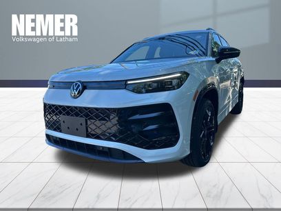 New 2026 Volkswagen Tiguan SE R-Line