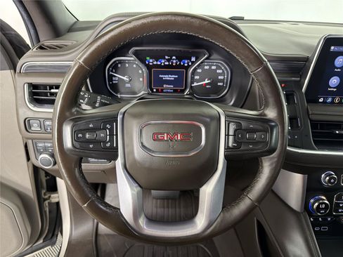 Certified 2021 GMC Yukon XL SLT w/ SLT Luxury Plus Package AWD/4WD image 25