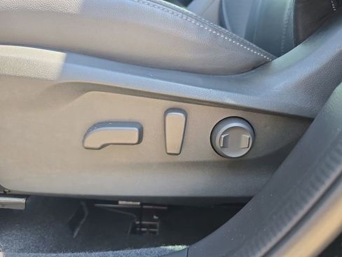 Certified 2024 Subaru Forester Limited image 15