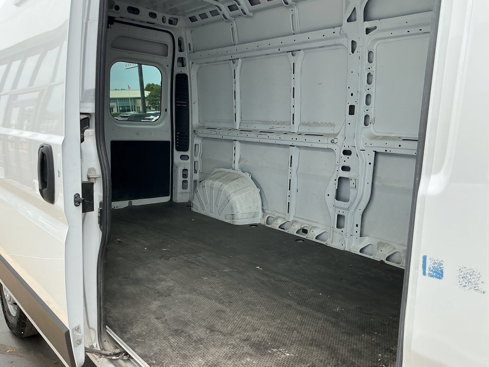 Used 2023 RAM ProMaster 2500 FWD image 25