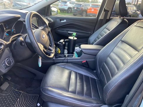 Used 2018 Ford Escape SEL w/ Ford Safe & Smart Package FWD image 30