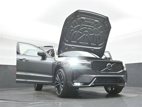 New 2026 Volvo XC60 B5 Ultra w/ Protection Package Premier image 56