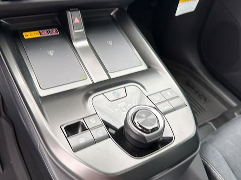 New 2026 Toyota C-HR AWD/4WD image 29