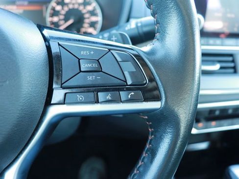 Used 2024 Nissan Altima 2.5 SR image 18