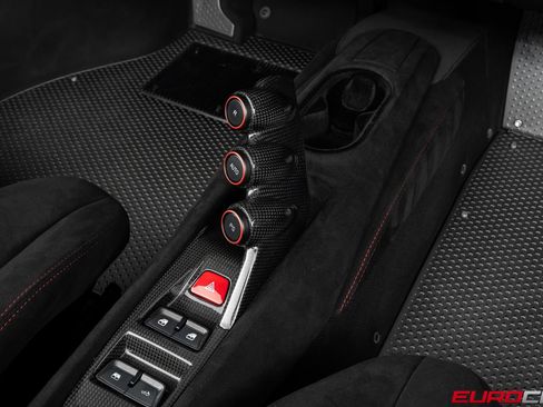 Used 2020 Ferrari 488 Pista Spider RWD image 43