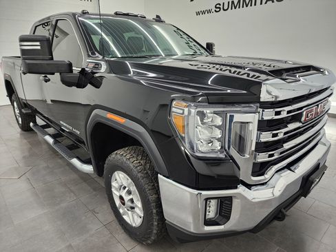 Used 2023 GMC Sierra 2500 SLE w/ SLE Convenience Package image 2