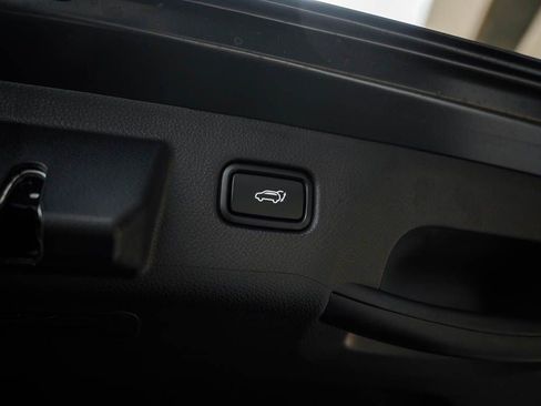 New 2026 Kia Seltos SX image 9