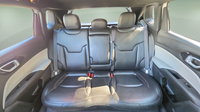 Used 2024 Jeep Compass Limited AWD/4WD image 29