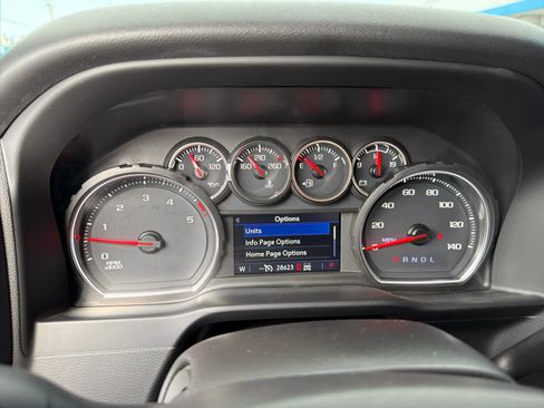 Used 2021 Chevrolet Silverado 2500 Custom w/ Custom Value Package AWD/4WD image 22