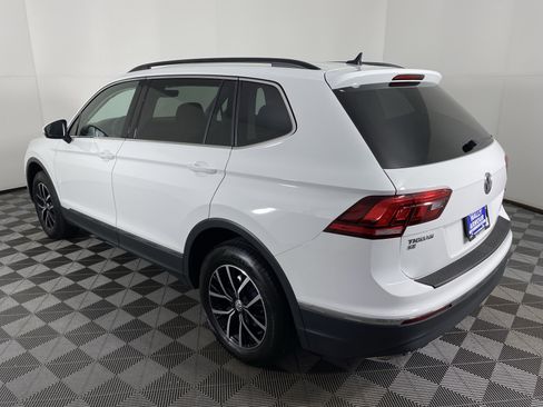 Used 2021 Volkswagen Tiguan SEL image 9