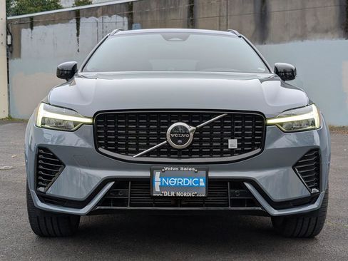 Used 2022 Volvo XC60 T8 Polestar w/ Protection Package Premier image 2