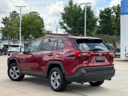 Used 2025 Toyota RAV4 XLE FWD image 6