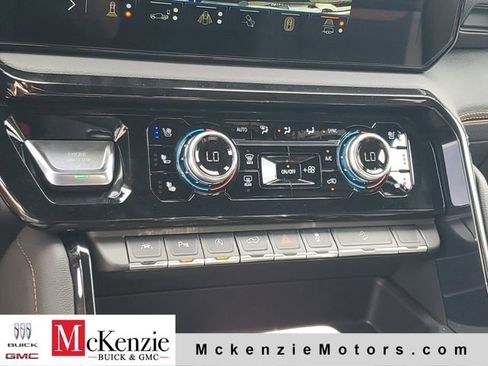 New 2026 GMC Sierra 1500 AT4 AWD/4WD image 18