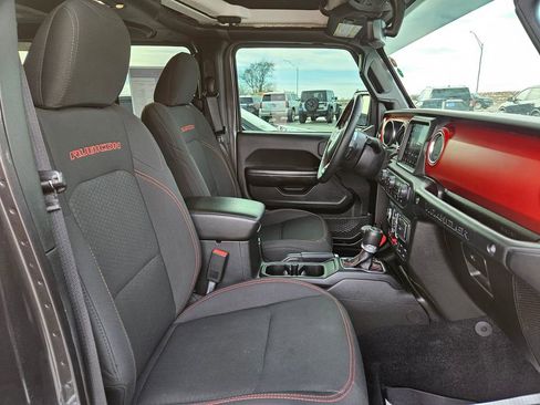 Used 2019 Jeep Wrangler Unlimited Rubicon image 35