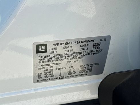 Used 2023 Buick Encore GX Preferred FWD image 32
