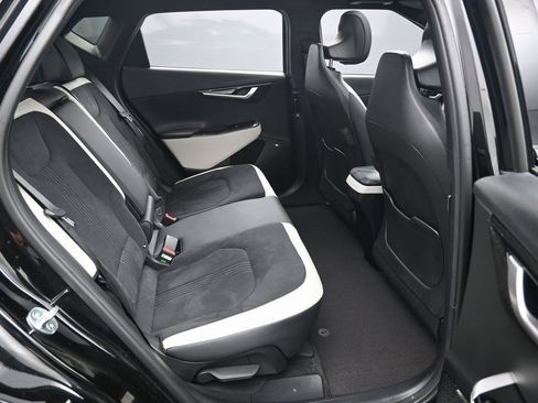 Used 2024 Kia EV6 GT-Line image 36