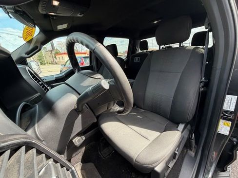 Used 2018 Ford F150 XLT w/ Equipment Group 302A Luxury AWD/4WD image 11