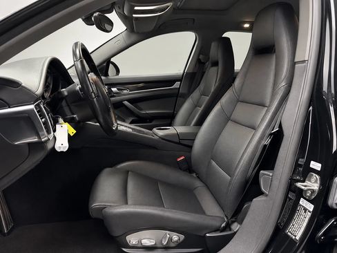 Used 2014 Porsche Panamera S RWD image 11