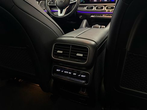 Used 2021 Mercedes-Benz GLS 450 4MATIC image 27