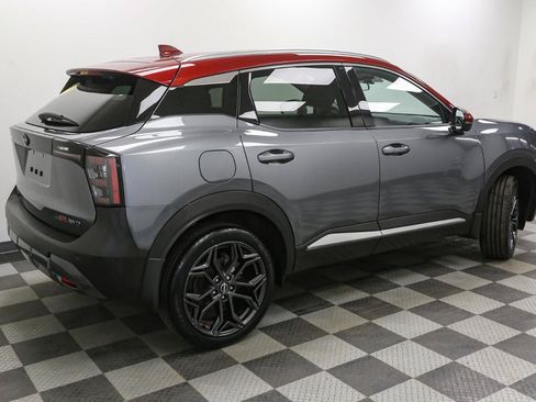 Used 2025 Nissan Kicks SR AWD/4WD image 9