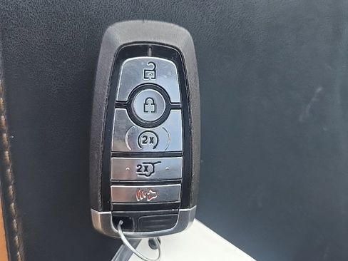 Used 2022 Ford Expedition Max Platinum image 54