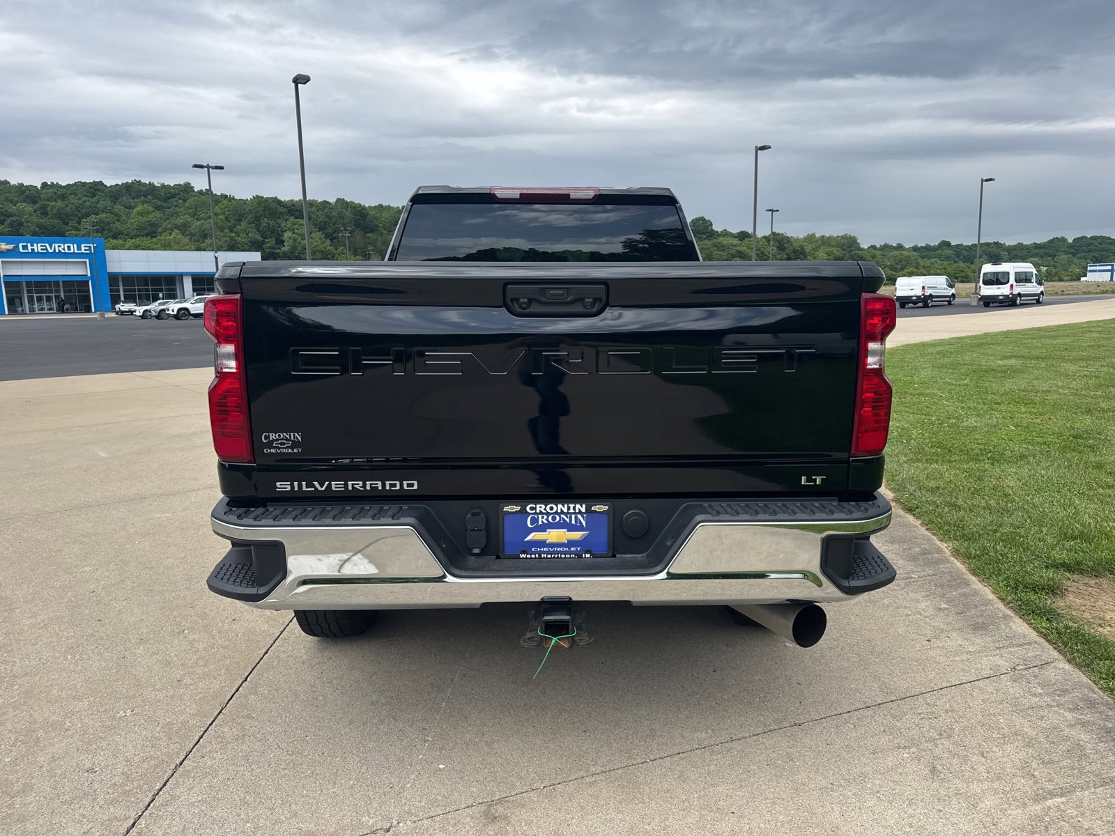 Used 2025 Chevrolet Silverado 2500 LT w/ Convenience Package AWD/4WD image 11
