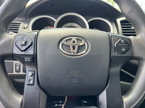 Used 2015 Toyota Tacoma 2WD Access Cab image 20