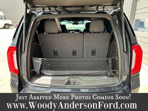 Used 2023 GMC Yukon Denali RWD image 6