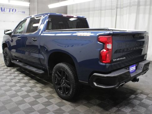 Used 2022 Chevrolet Silverado 1500 LT Trail Boss w/ Bed Protection Package AWD/4WD image 7