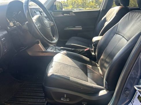Used 2012 Subaru Forester 2.5X Limited AWD/4WD image 12