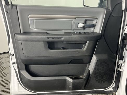 Used 2024 RAM 1500 Classic SLT image 20