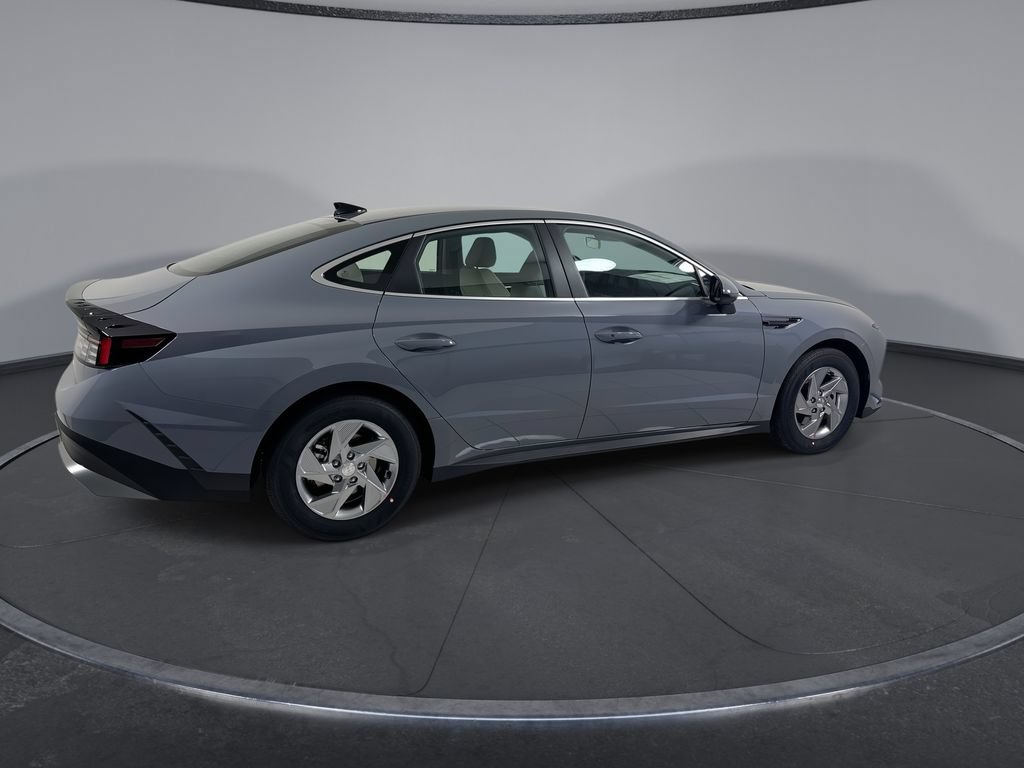 New 2026 Hyundai Sonata SE FWD image 9