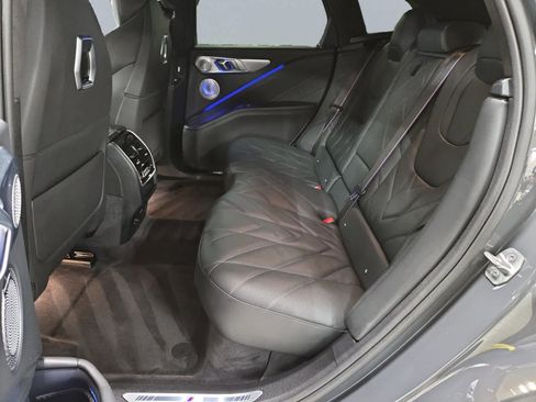 Used 2023 BMW XM AWD/4WD image 19