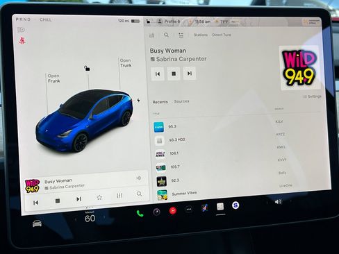 Used 2021 Tesla Model Y Long Range image 18