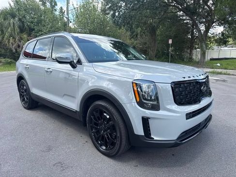 Used 2021 Kia Telluride EX w/ EX Premium Package AWD/4WD image 1