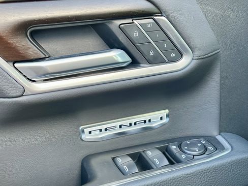 New 2026 GMC Sierra 1500 Denali w/ Denali Reserve Package image 12