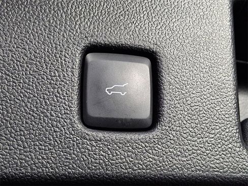 Used 2023 Ford Escape Active image 28