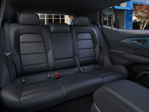 New 2026 Chevrolet Equinox EV LT image 17