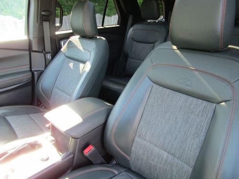 Used 2023 Ford Explorer Timberline w/ Timberline Technology Package AWD/4WD image 33